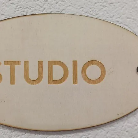 Hisa Margit, Apartma